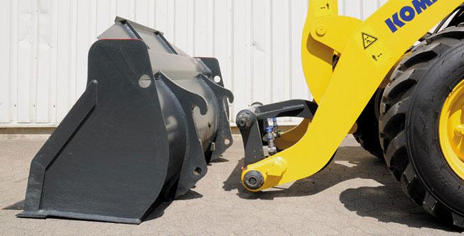 Top-tier Komatsu and heavy equipment attachments